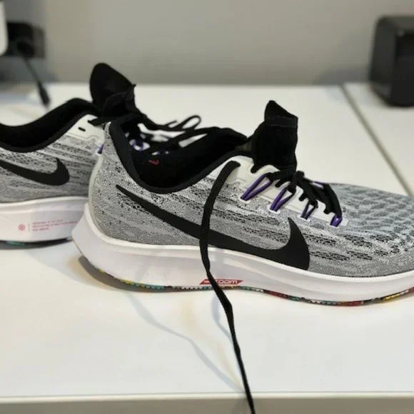 Pegasus 36 size 9.5 hotsell